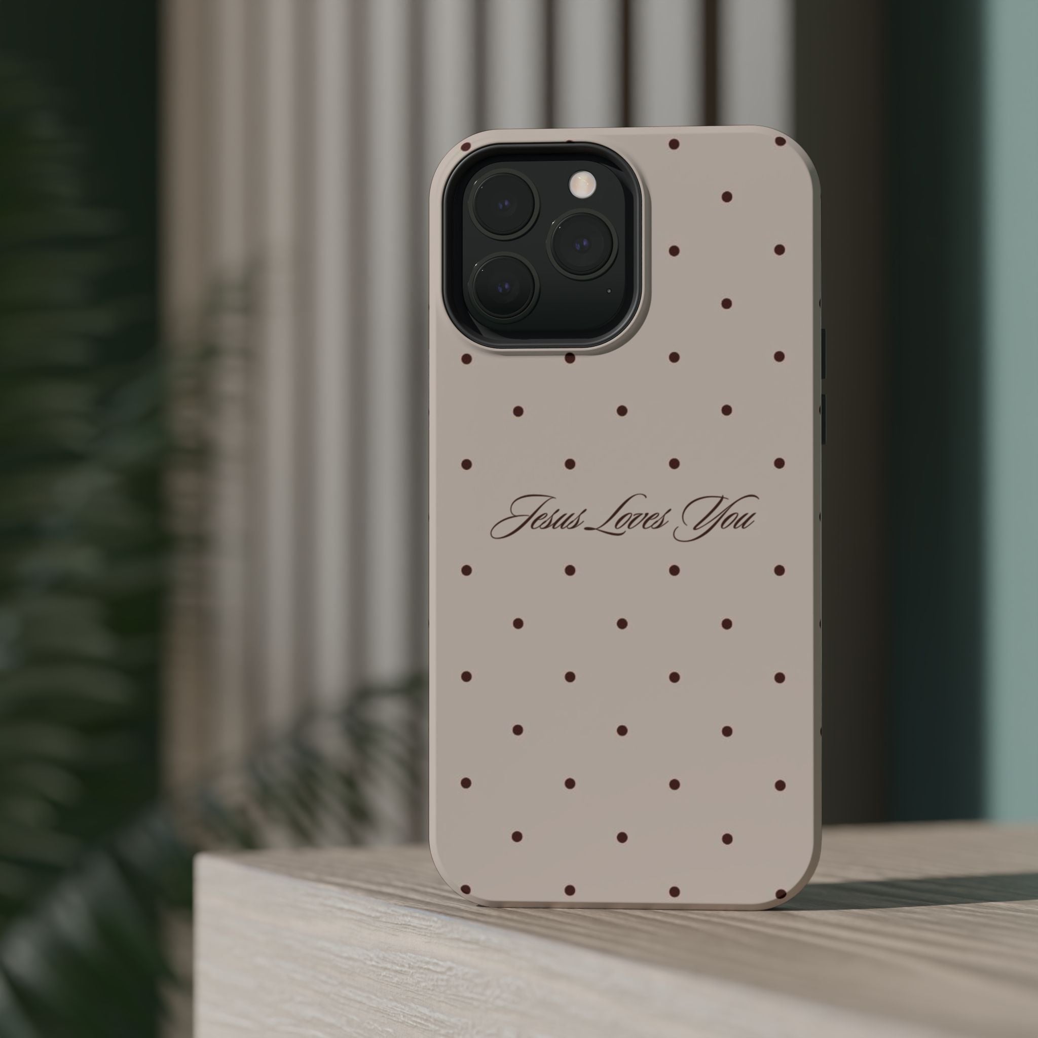 MagSafe Brown Polka Dot
